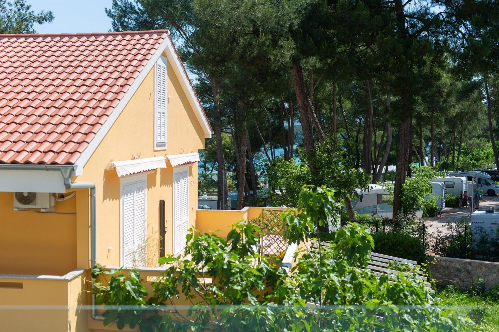 Villa Sabic By The Sea Krk Town Oda fotoğraf